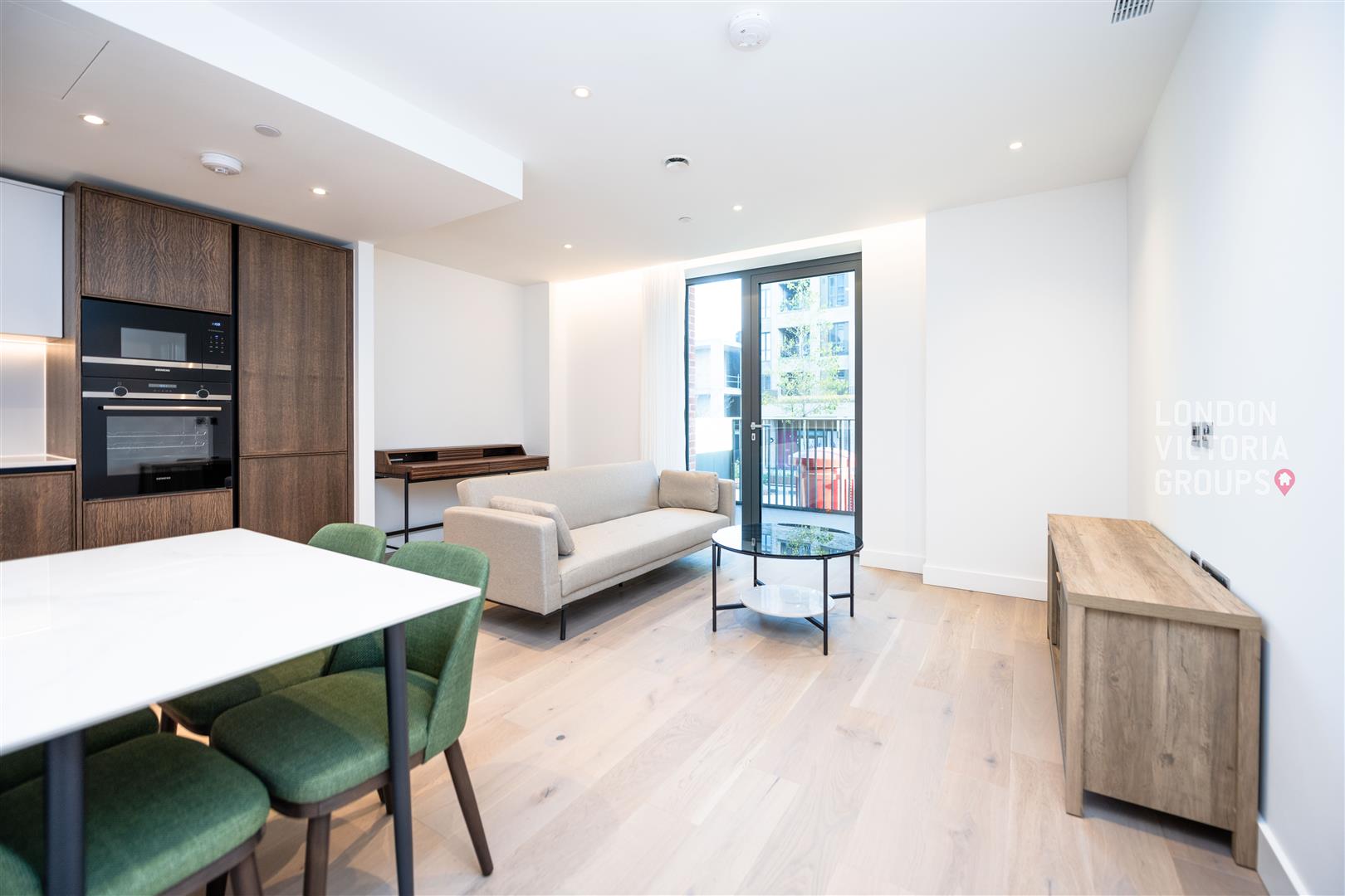 1 bed property in Emblem House, 11 Salutation Gardens, London